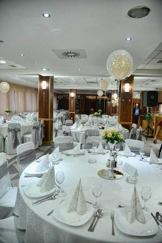 Alfa Hotel Koncarevo Kültér fotó